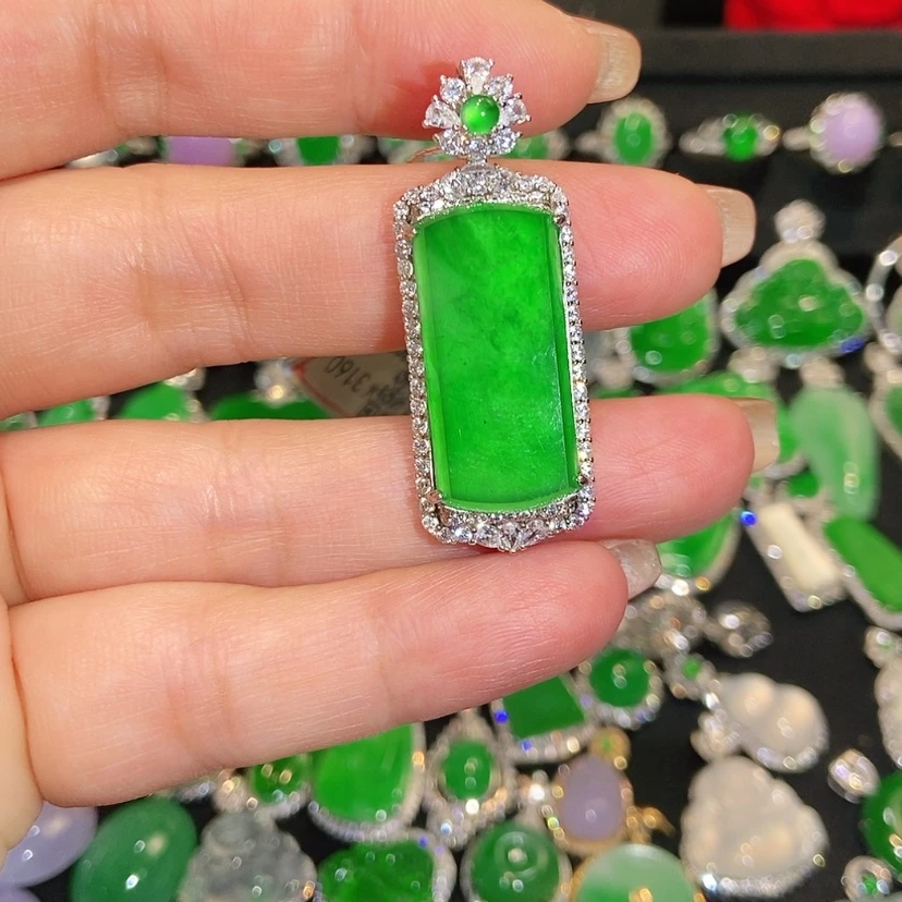 【闪购商品】翡翠未镶嵌颈饰天然翡翠