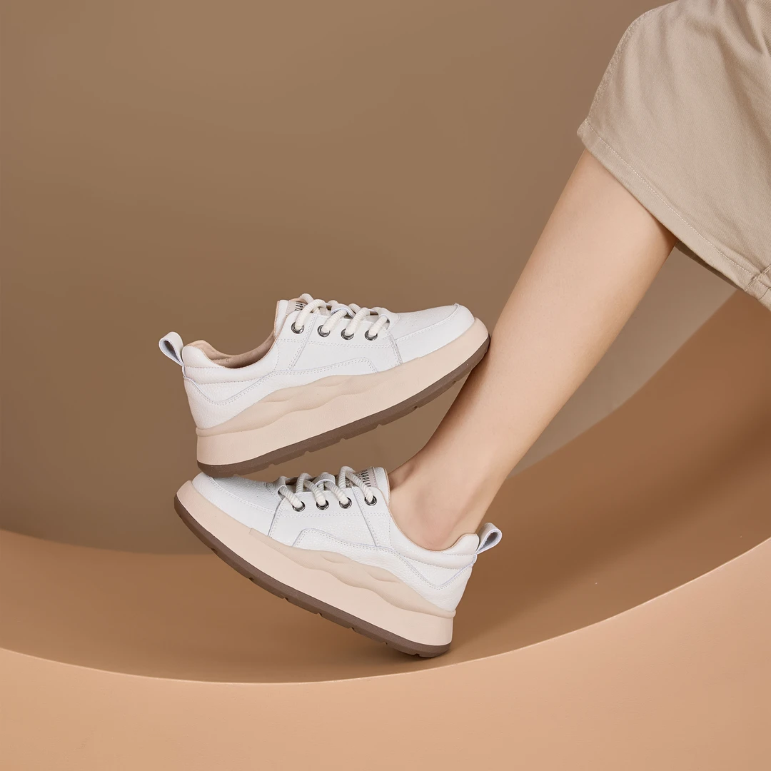 休闲时尚女鞋2025新款百搭厚底高帮浅口系带鞋舒适女