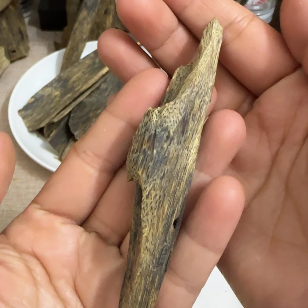 沉香沉香碎屑棋楠沉香熏香陆河天然虫漏12.5克