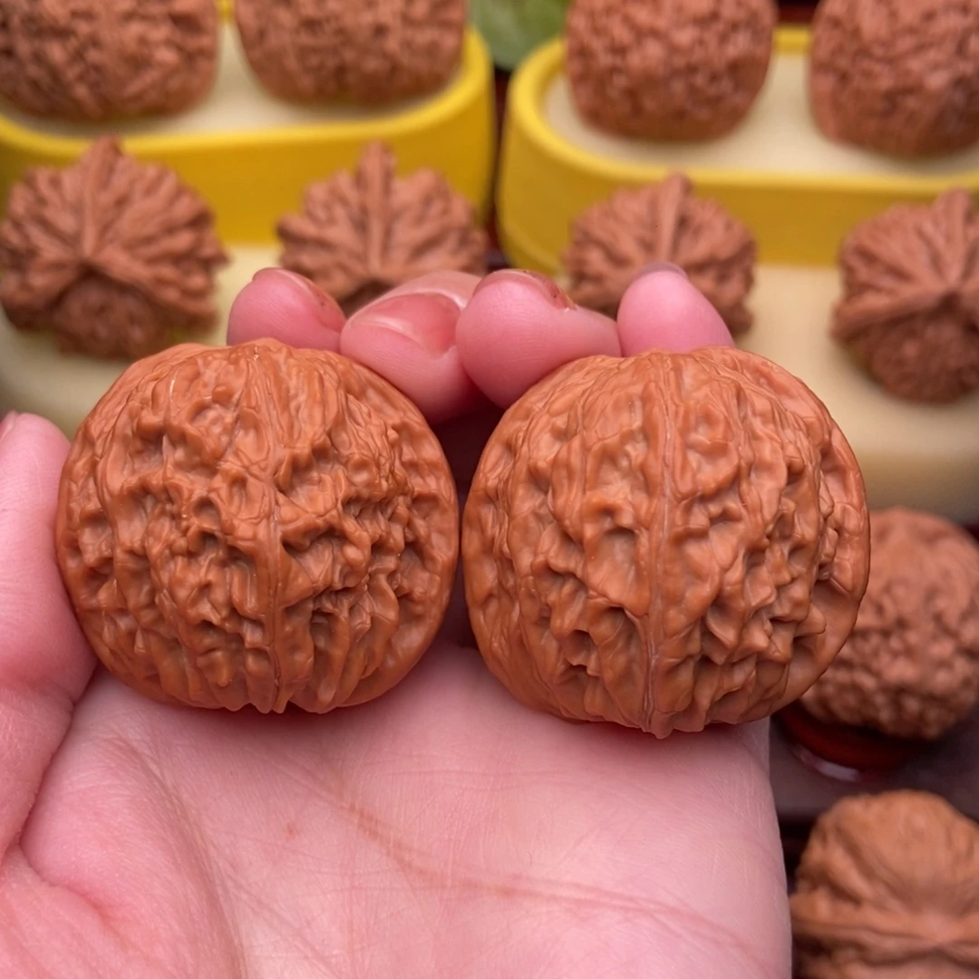 把件文玩核桃精品红皮山地正磨38