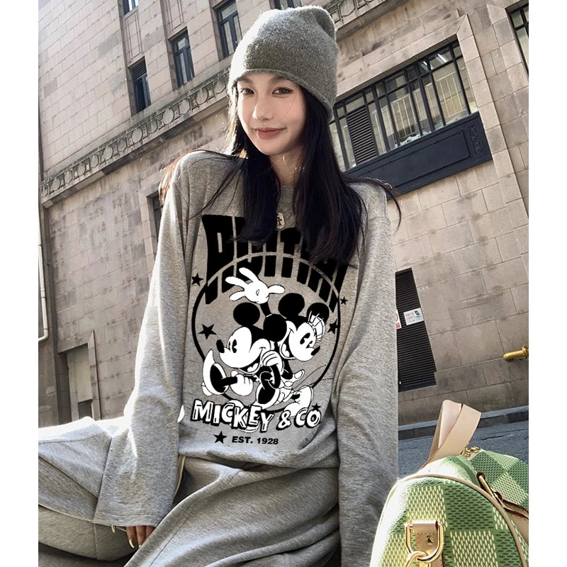 港风ins唐老鸭潮牌百搭t恤上衣洋气女装纯棉长袖打底衫大码情侣装