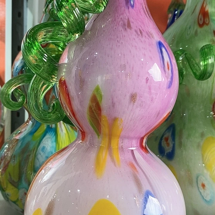 15666533586252355565888