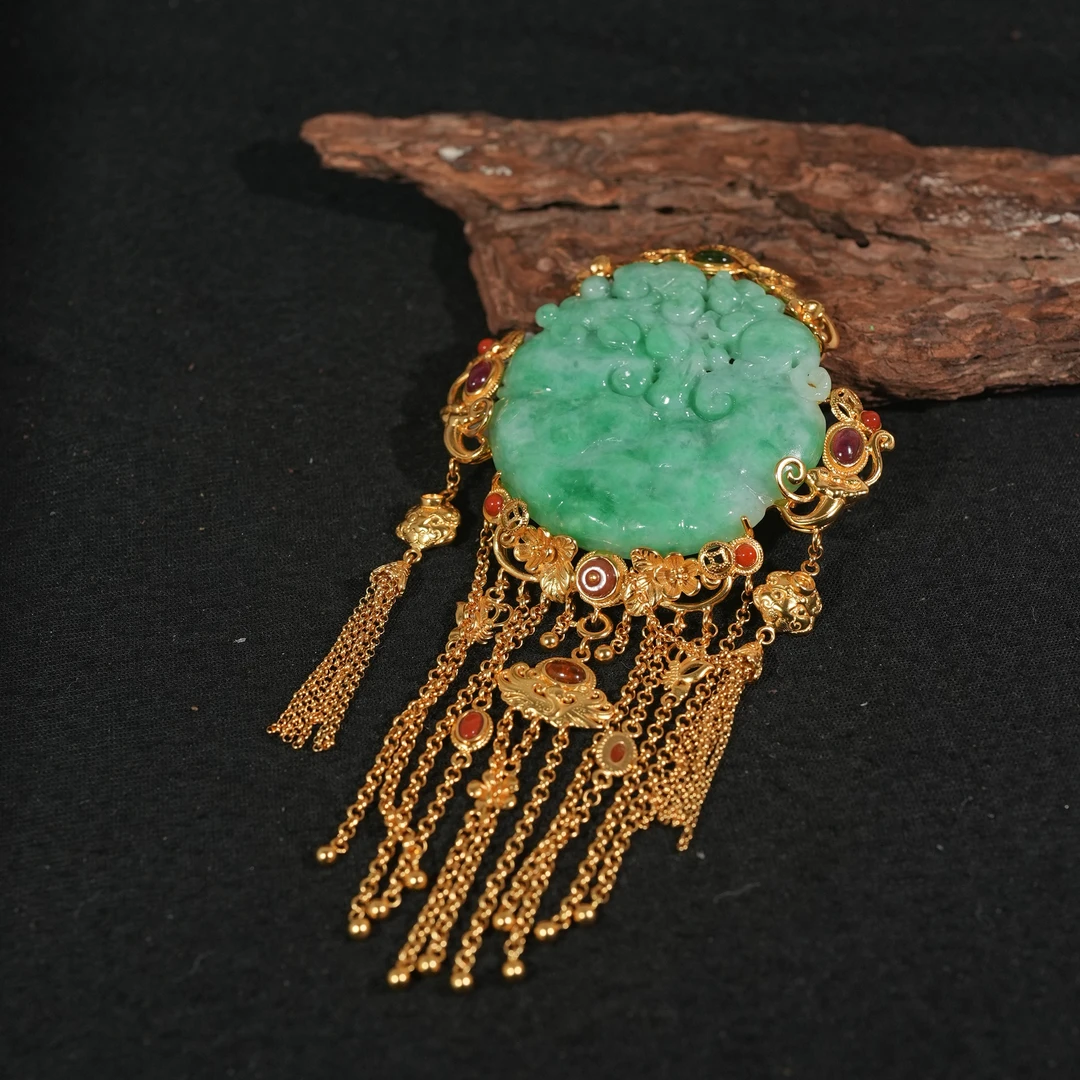 10.13香港王老板-翡翠吊坠k74