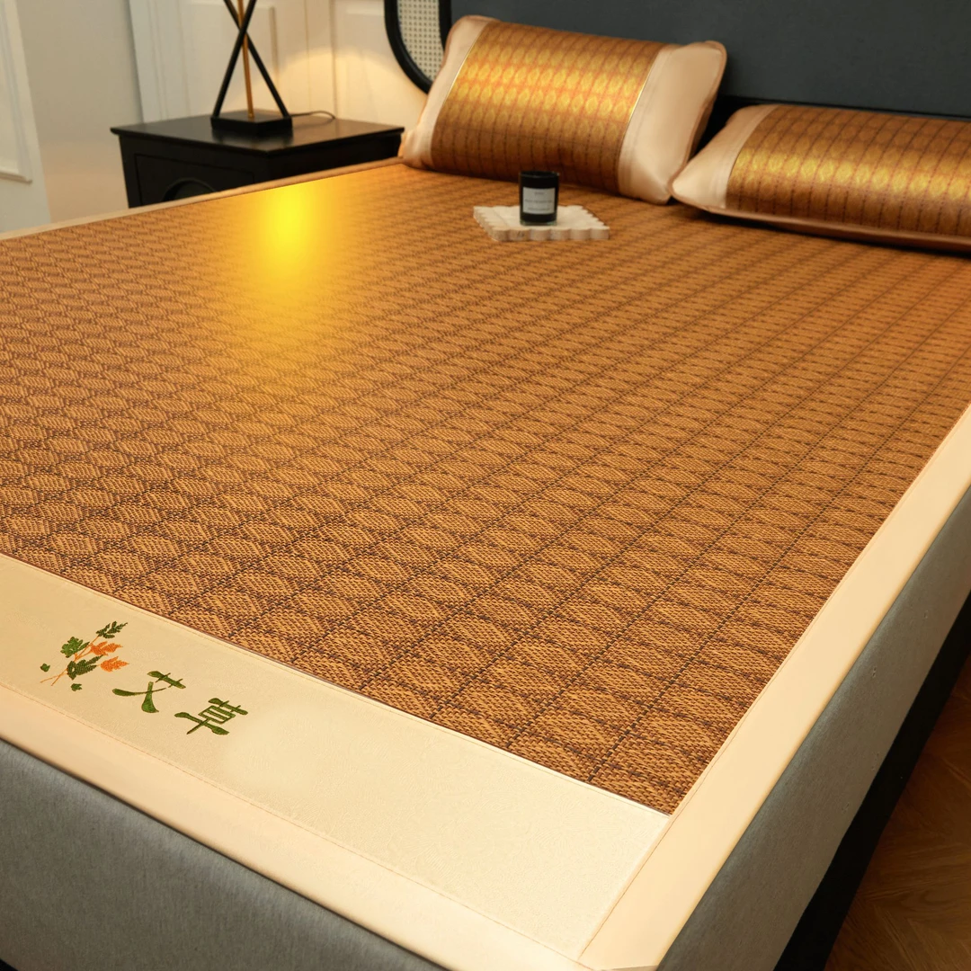 2025新款艾草刺绣藤席冰丝凉席加厚草席夏季家用可折叠藤编软席