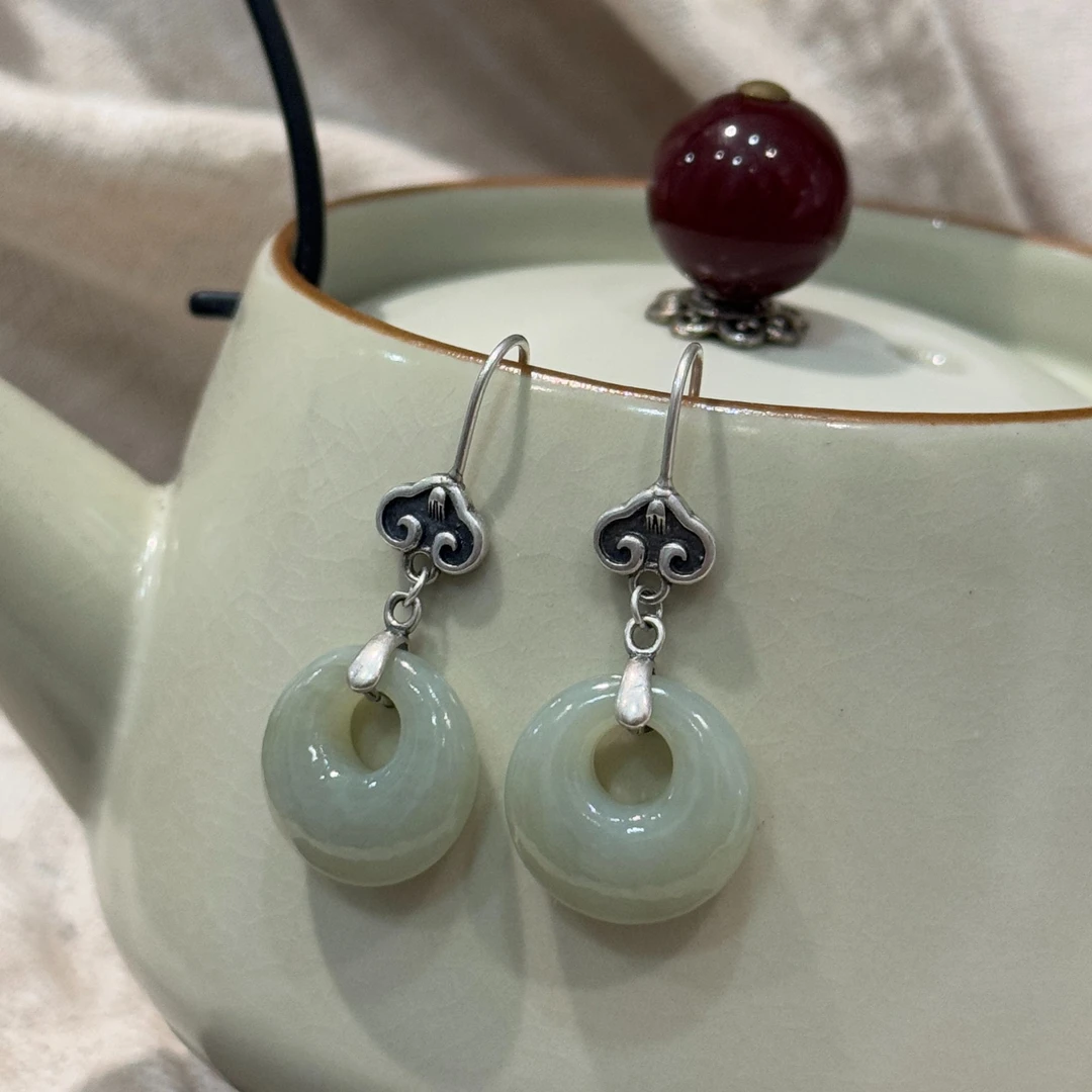 <一禅兄>S925银和田玉圆扣祥云耳钩气质端庄复古做旧