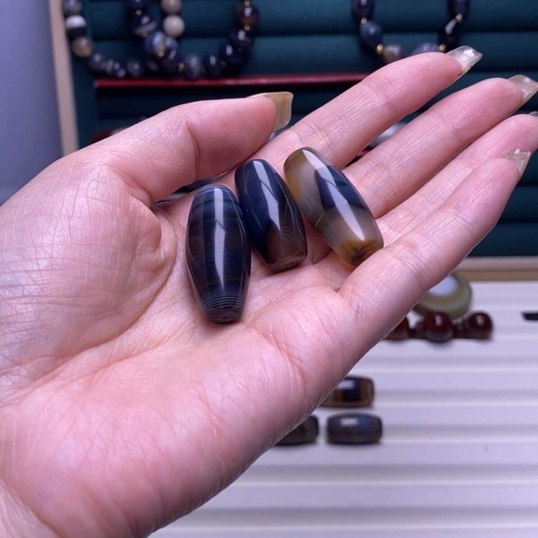 蒙***马玛瑙/玉髓合金颈饰