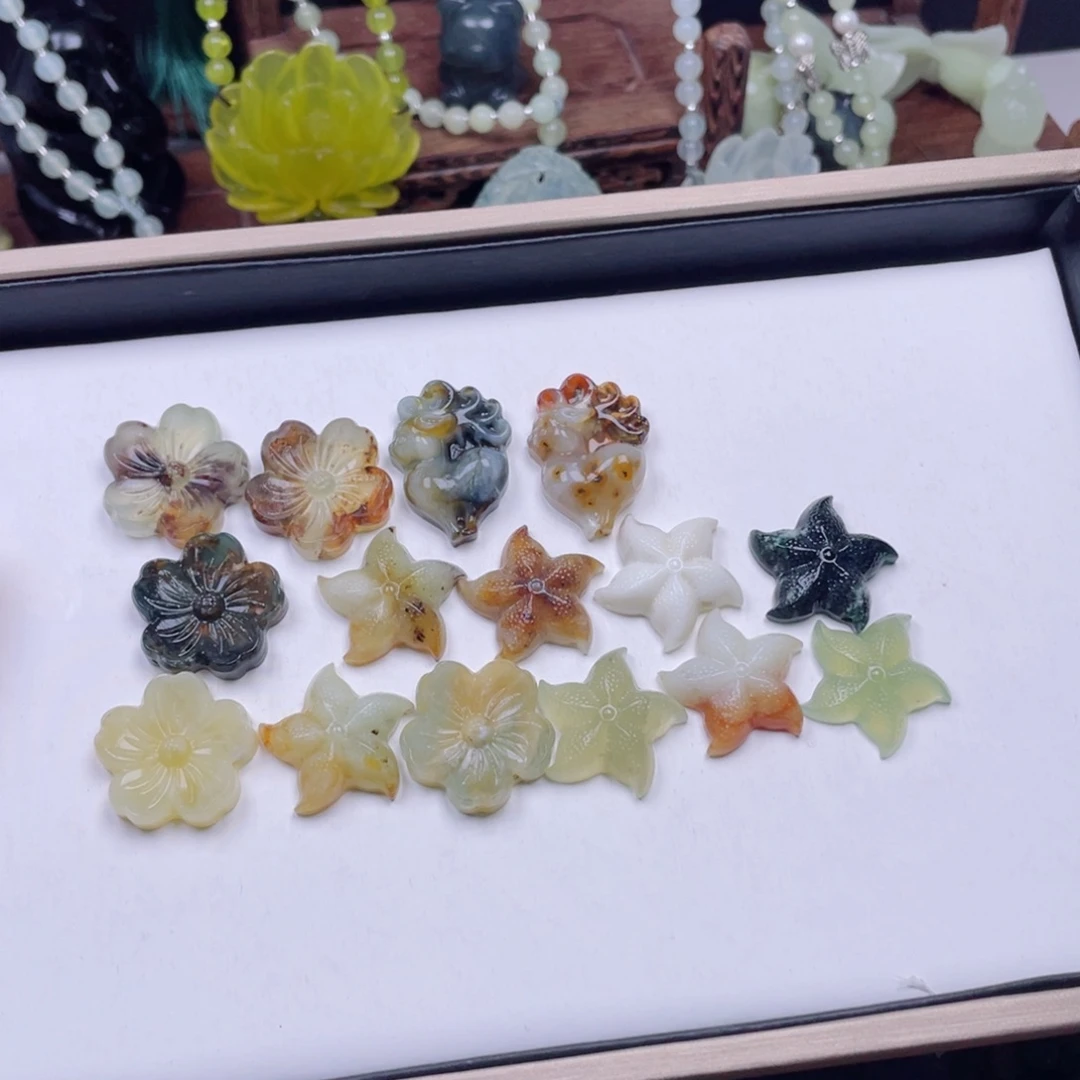 B***N蛇纹石玉未镶嵌颈饰