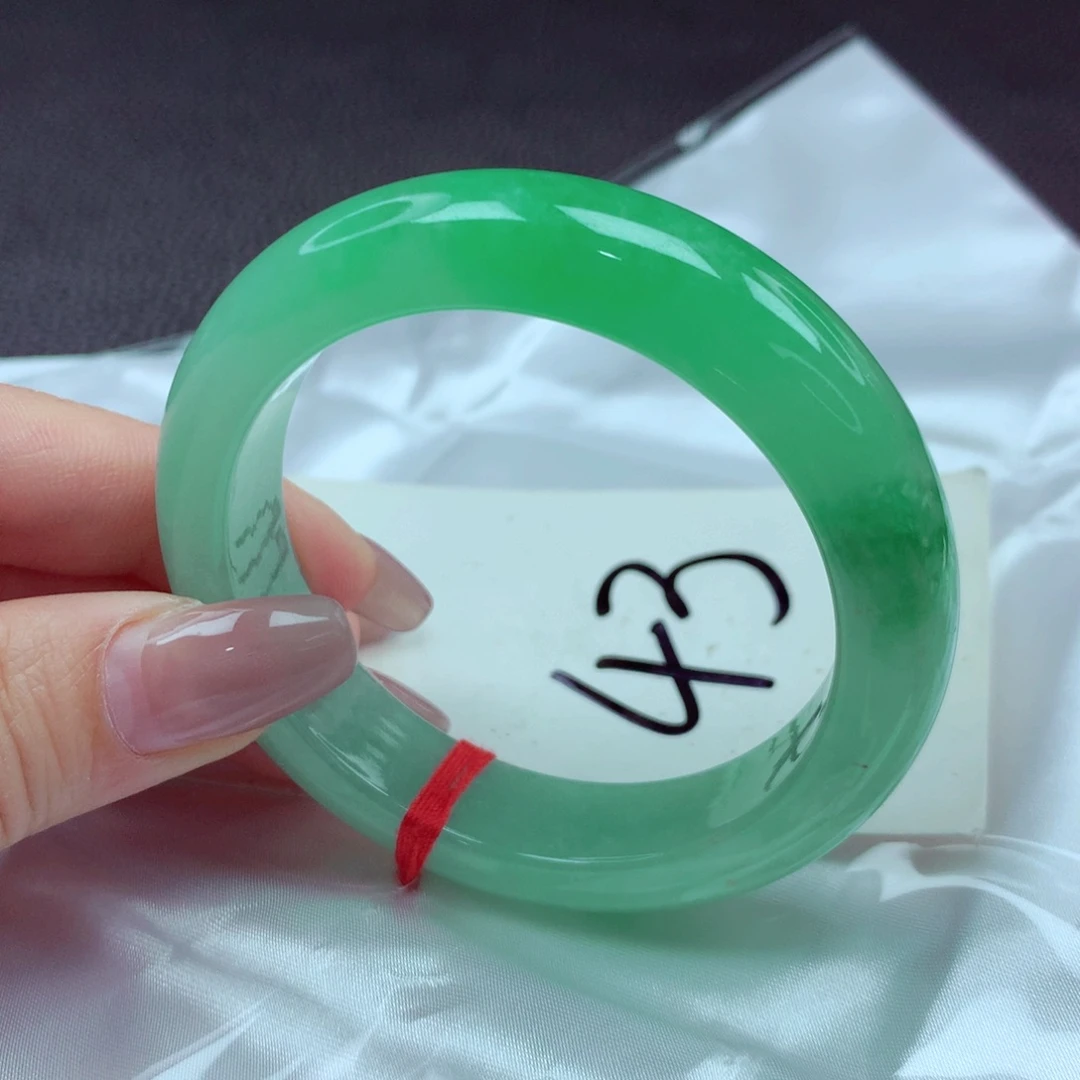 翡翠手镯未镶嵌手镯53