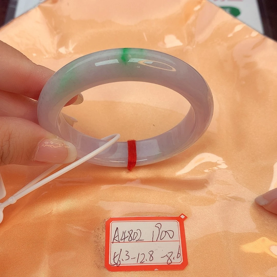 翡翠手镯未镶嵌缅甸翡翠