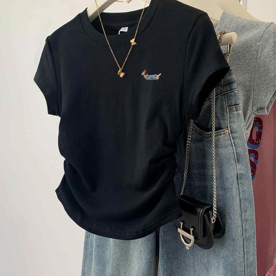 奥特莱斯~撤柜剪标黑色小狗正肩短袖t恤女春新款短款修身收腰上衣