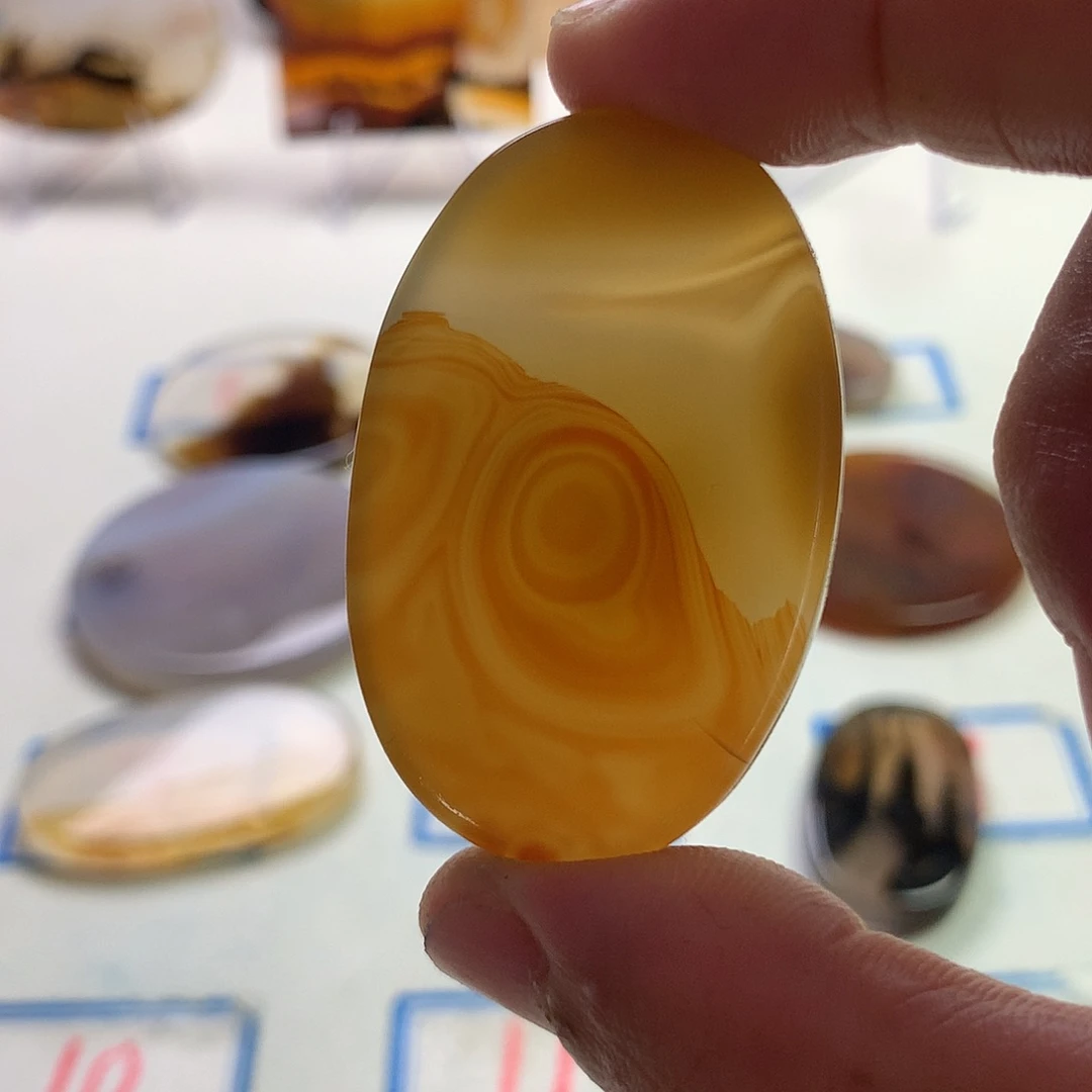 玛瑙/玉髓未镶嵌珠宝半成品
