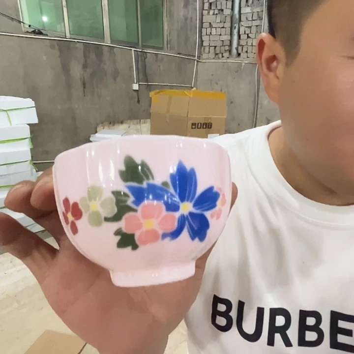 瓷片景德镇陶瓷红嘻嘻妈妈花一只