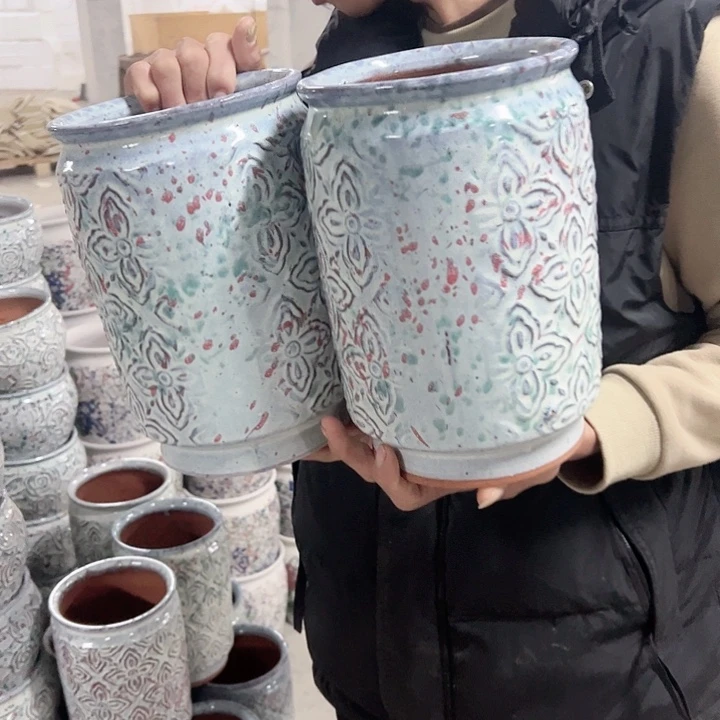 高度24厘米口15厘米