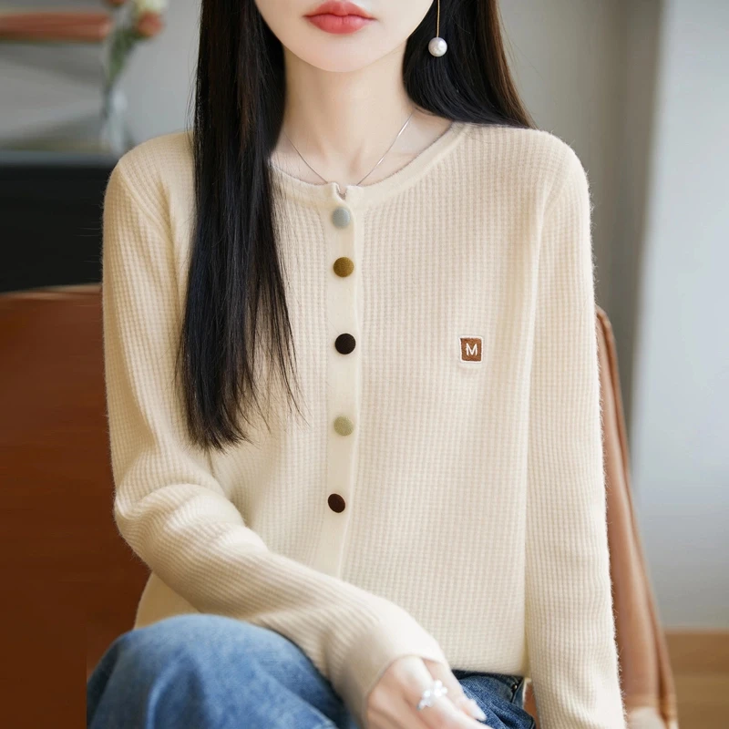 彩色扣M韩版休闲外搭针织圆领开衫2025春装新款法式流行毛衣外套