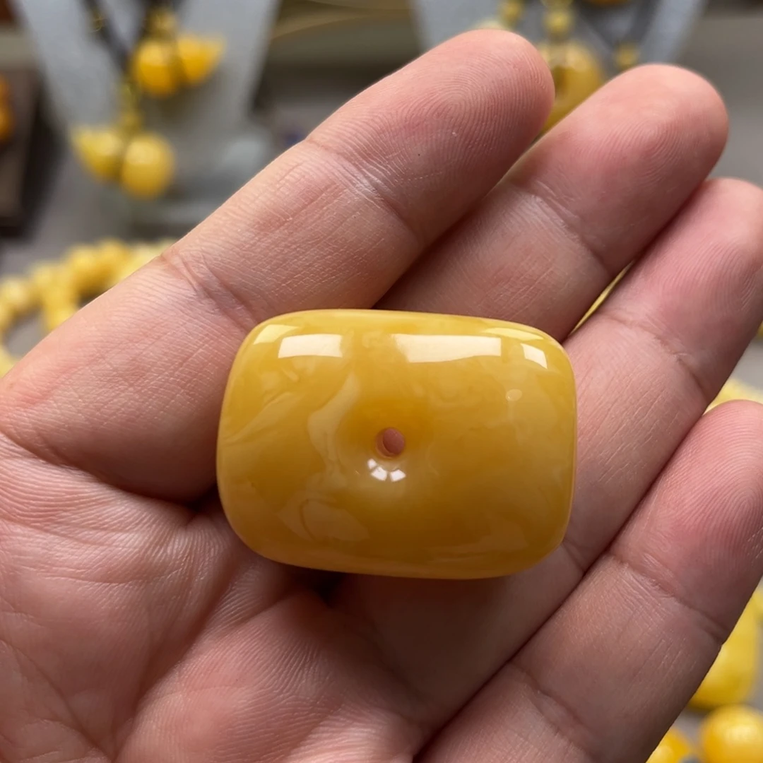 琥珀颈饰未镶嵌吊坠