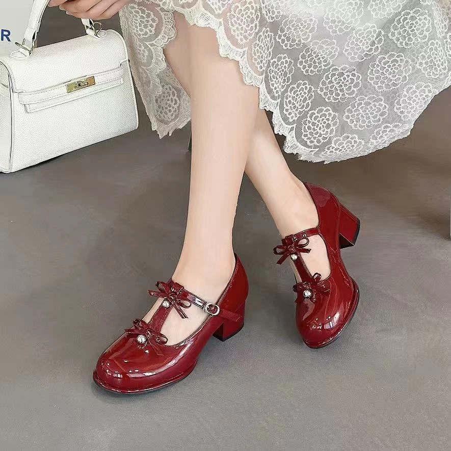 C7113 红色 时尚圆头2025新款舒适粗跟减龄浅口女单鞋