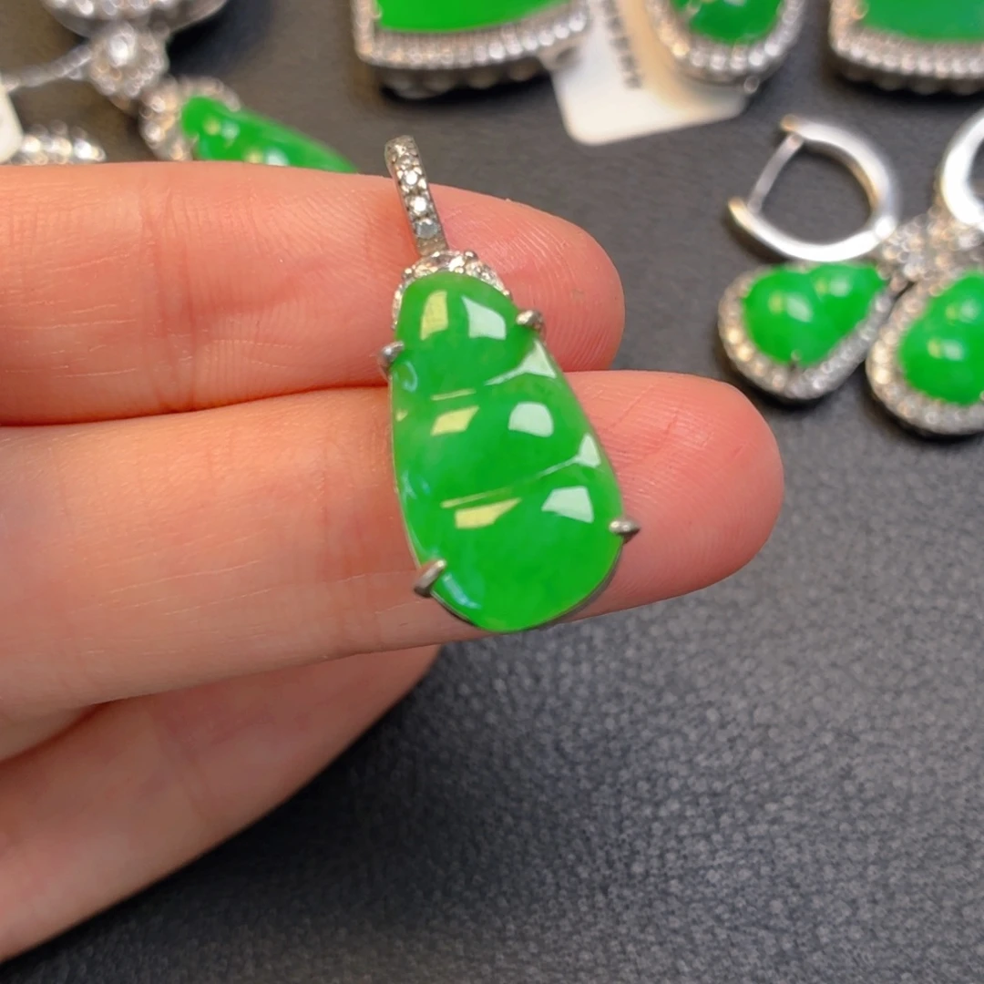 翡翠银S925镶嵌吊坠(不含链)