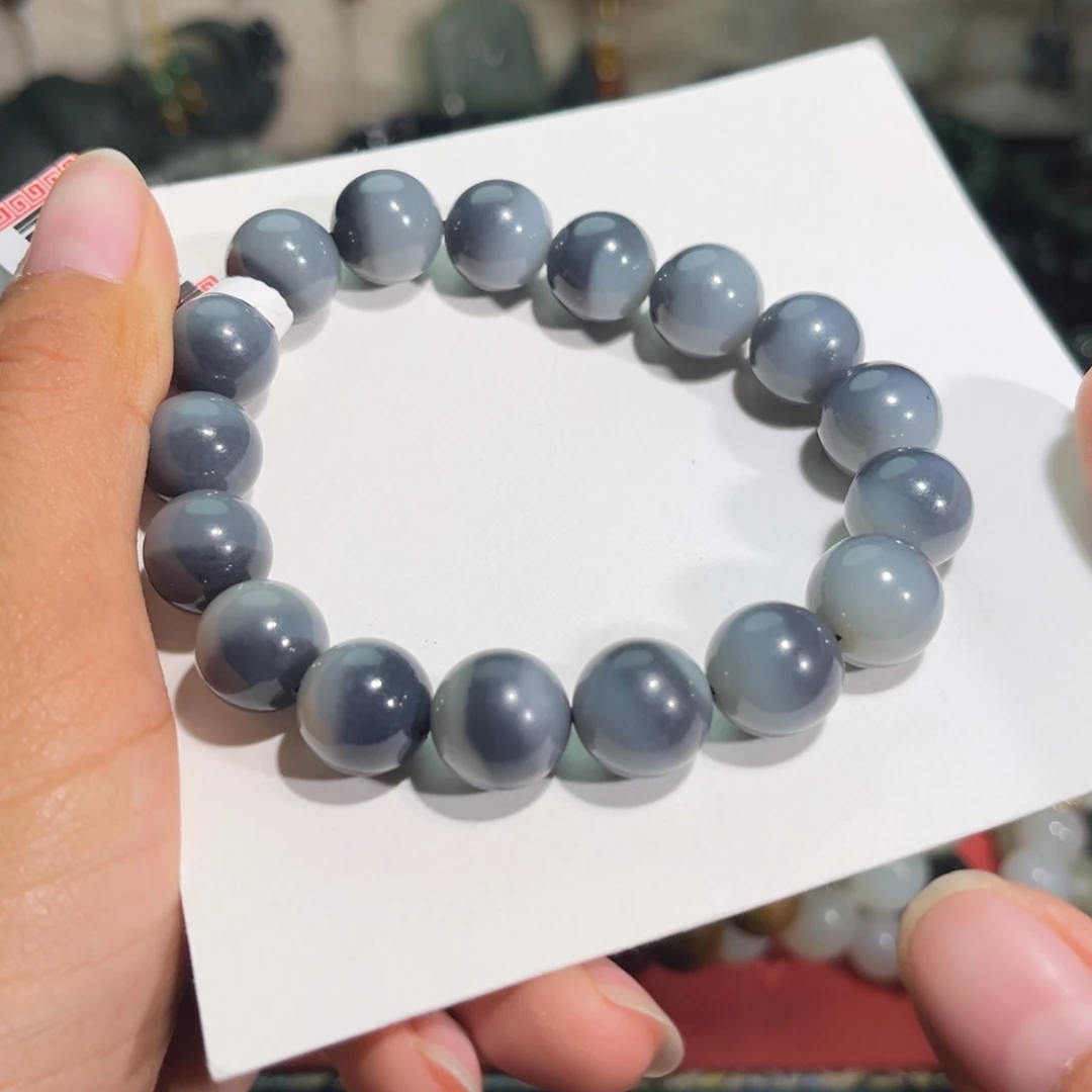 ****.和田玉未镶嵌手链