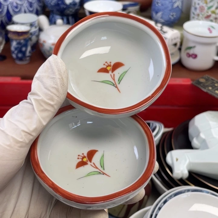 他家瓷器真美…开播了