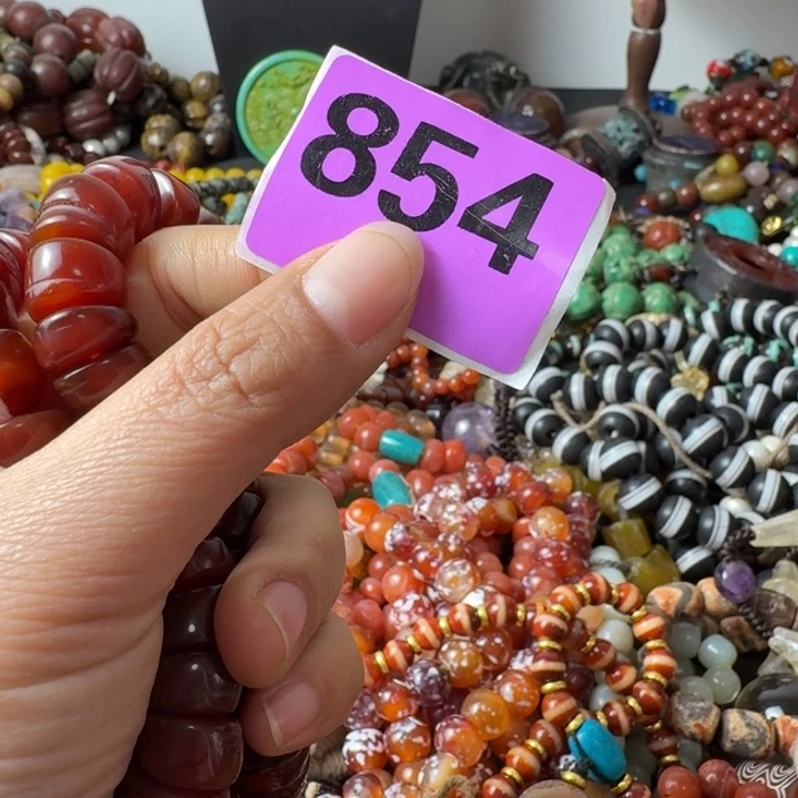 用***2玛瑙/玉髓未镶嵌颈饰