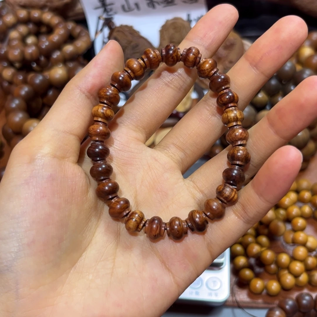 大***狼檀香木手串/手链海南黄花梨