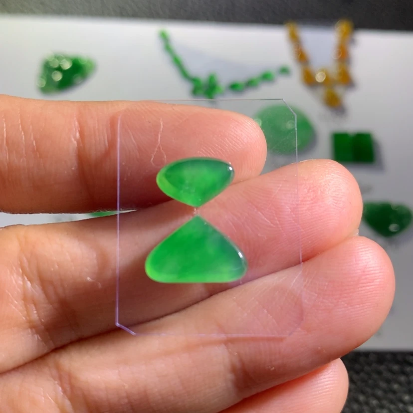 【闪购商品】翡翠吊坠(不含链)未镶嵌