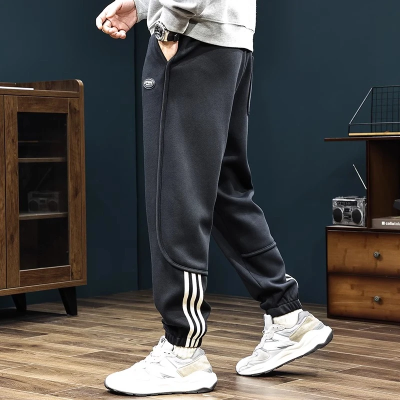 2025新款春秋束脚卫裤男士运动裤潮牌拼接条纹休闲宽松大码裤子潮