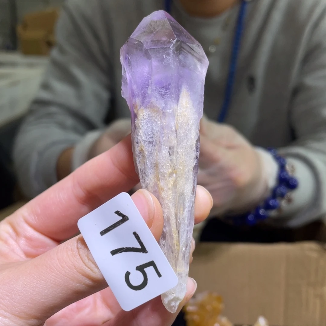 珠宝半成品水晶未镶嵌