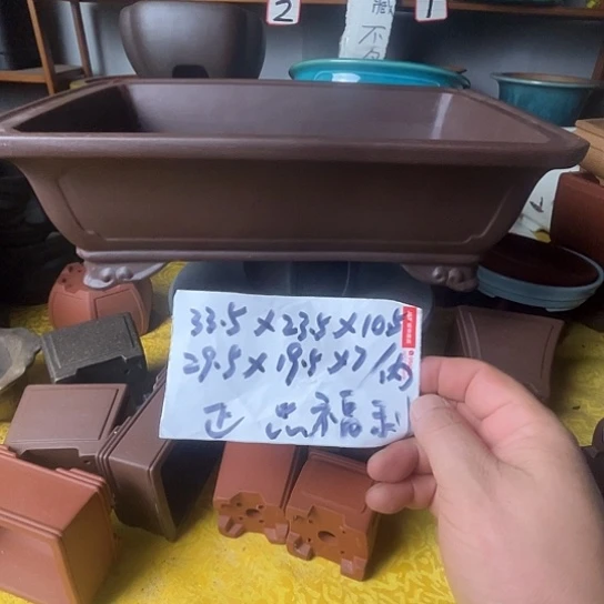 宜兴紫砂花盆一个