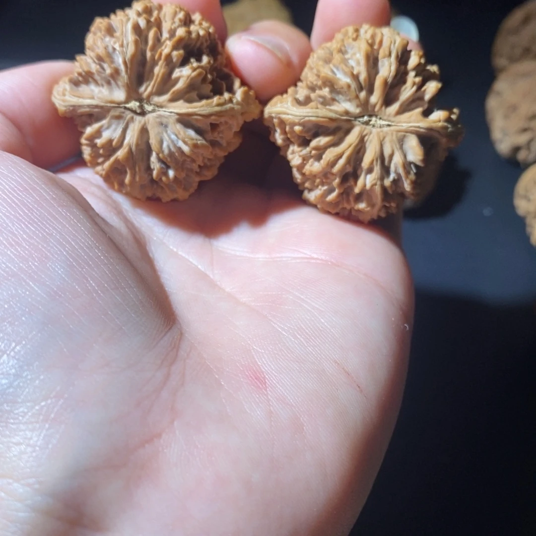 文玩核桃吊坠?*林满天星