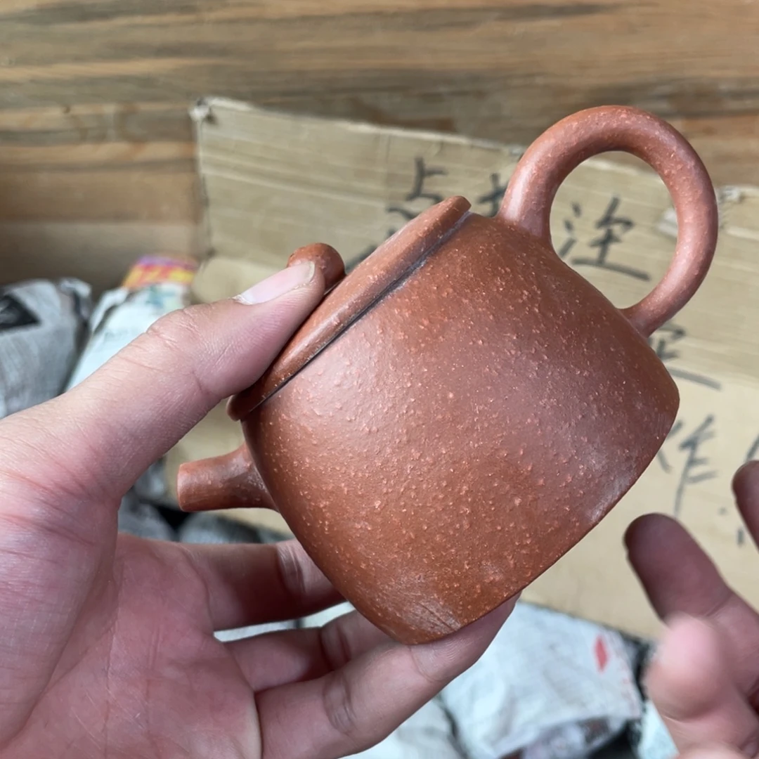 茶壶紫砂老厂紫砂壶一件。