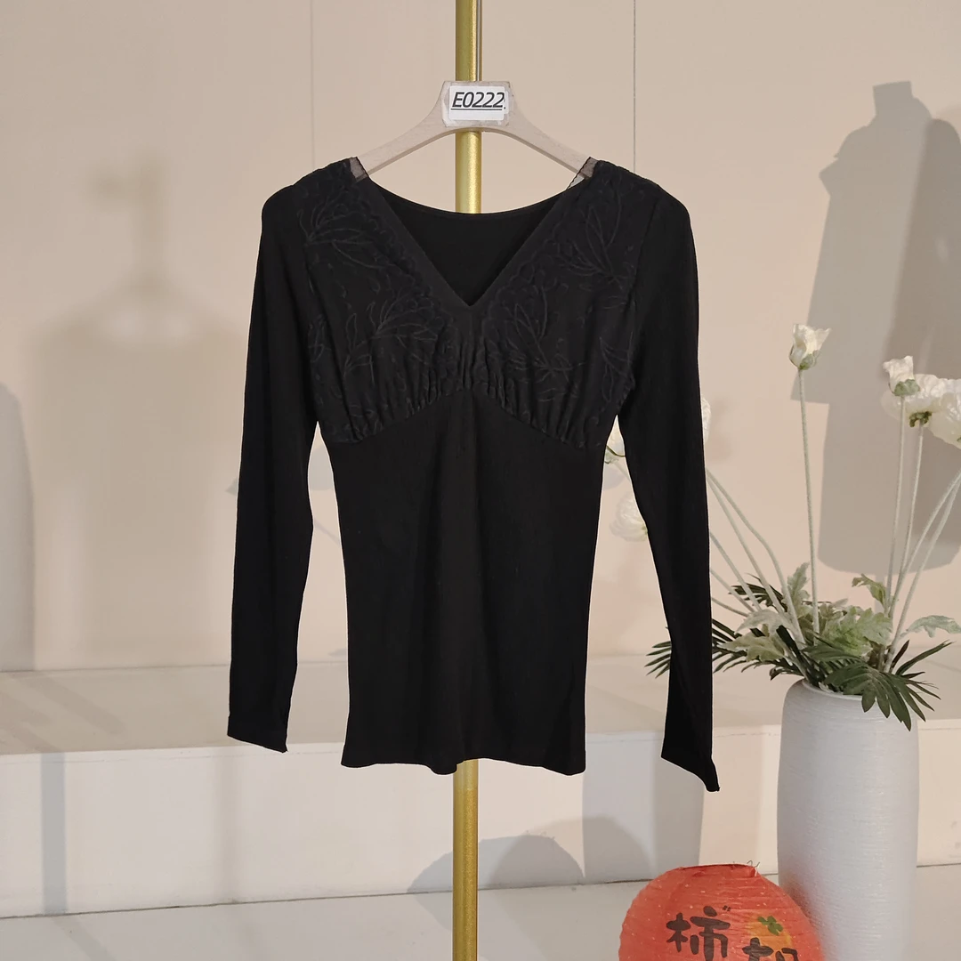 【大飞自营】E 0222 蕾丝v领美背长袖打底发热保暖气质高级百搭外穿