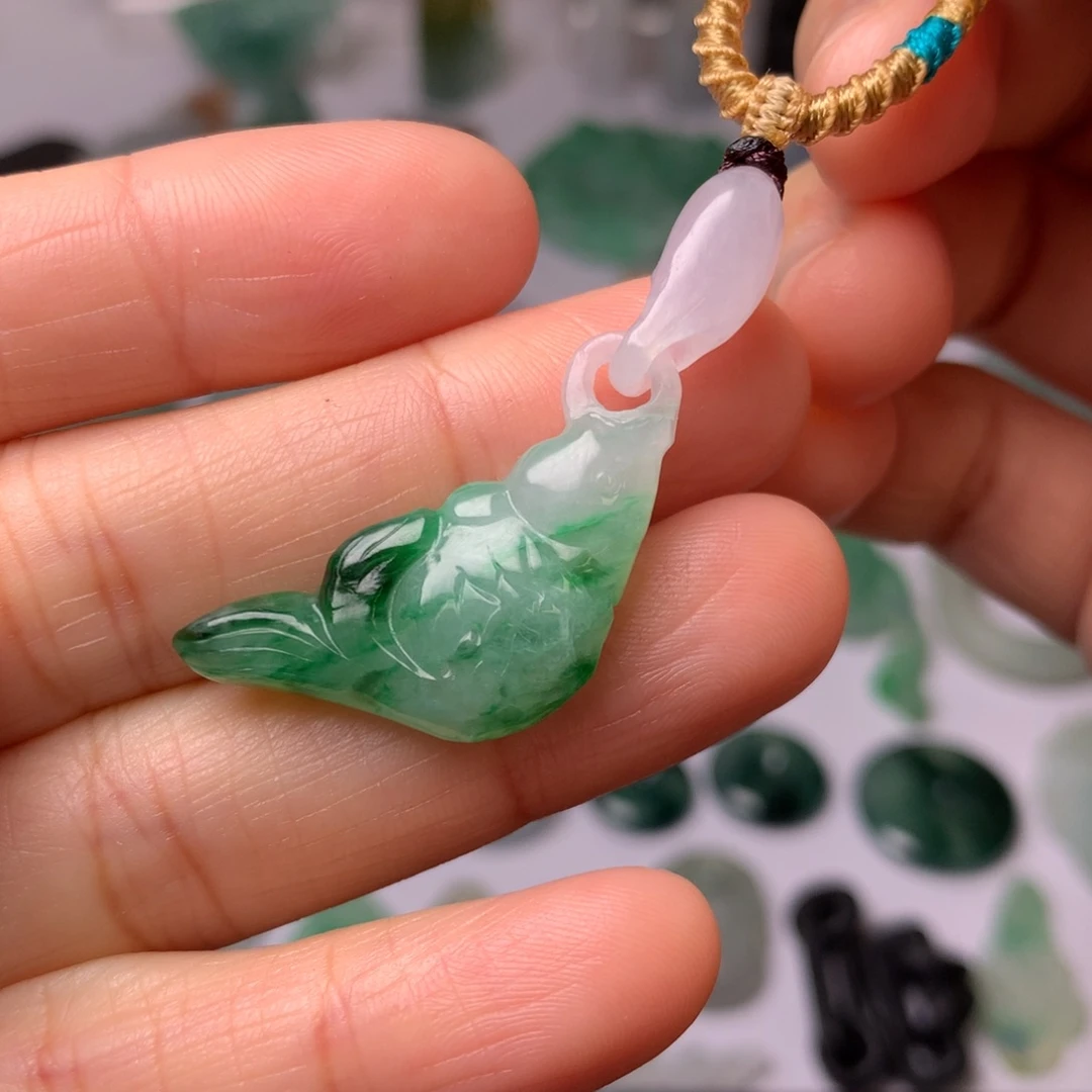 定制翡翠未镶嵌翡翠