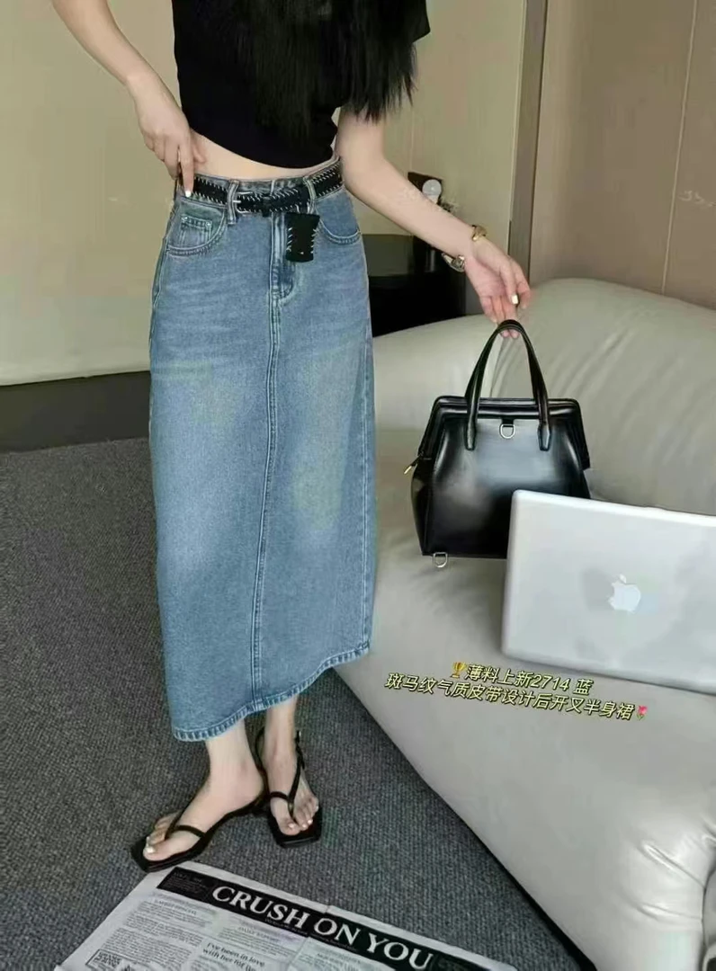 修身显瘦中长牛仔半裙《自然风》
