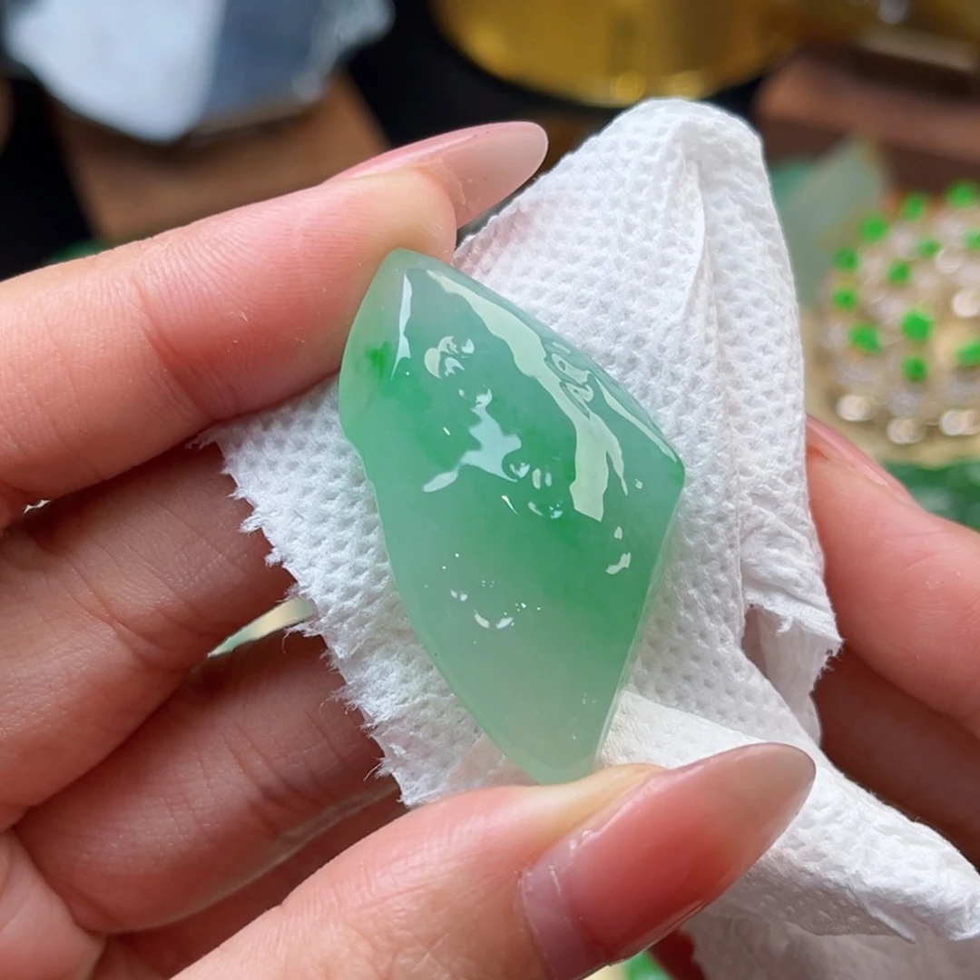 未镶嵌定制翡翠翡翠首饰