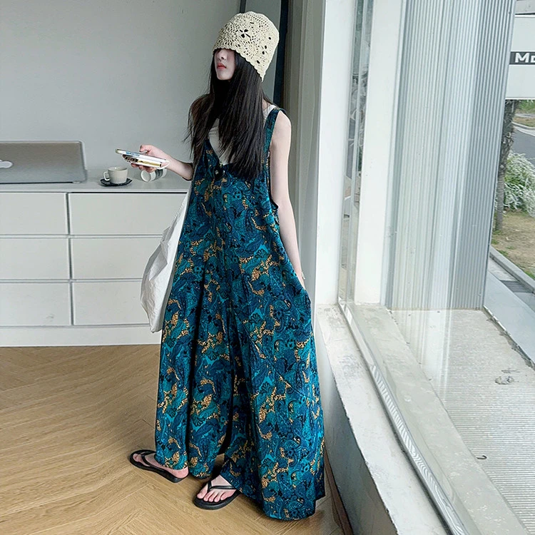 女童夏季背带裤套装2025新款儿童多巴胺穿搭女大童休闲潮酷两件套