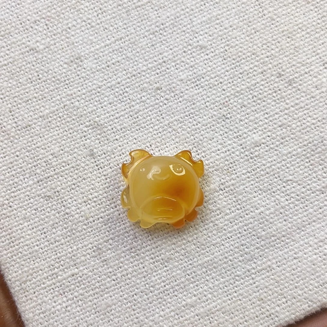 琥珀未镶嵌裸石螃蟹