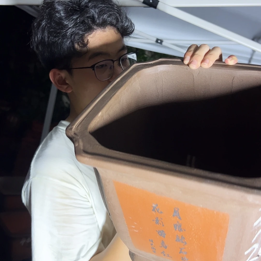 宜兴紫砂花盆31红切角四方