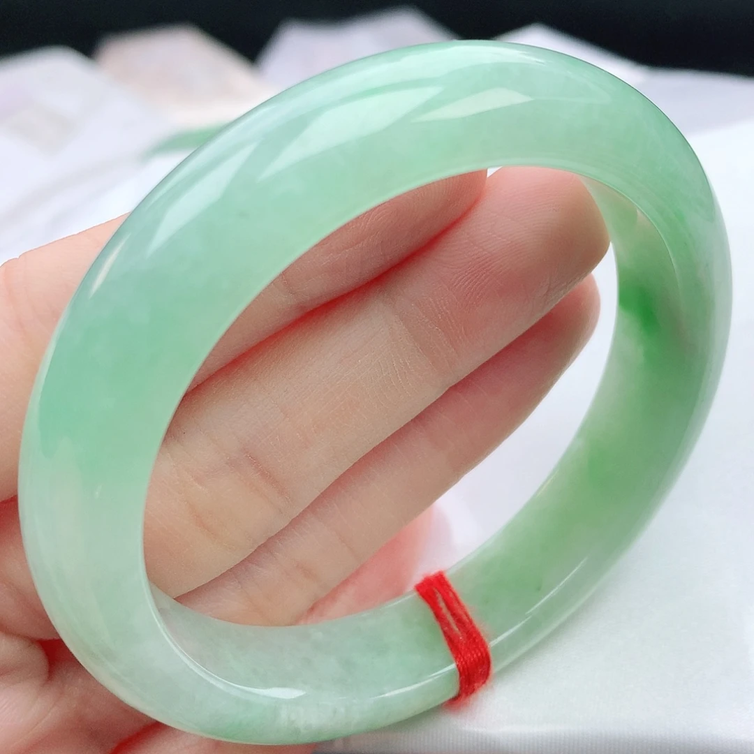 翡翠手镯未镶嵌55圈口882628