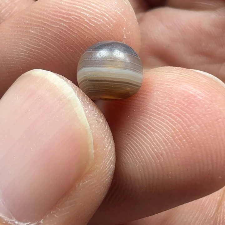 宋***恒未镶嵌玛瑙/玉髓珠宝半成品x43   6.9*6