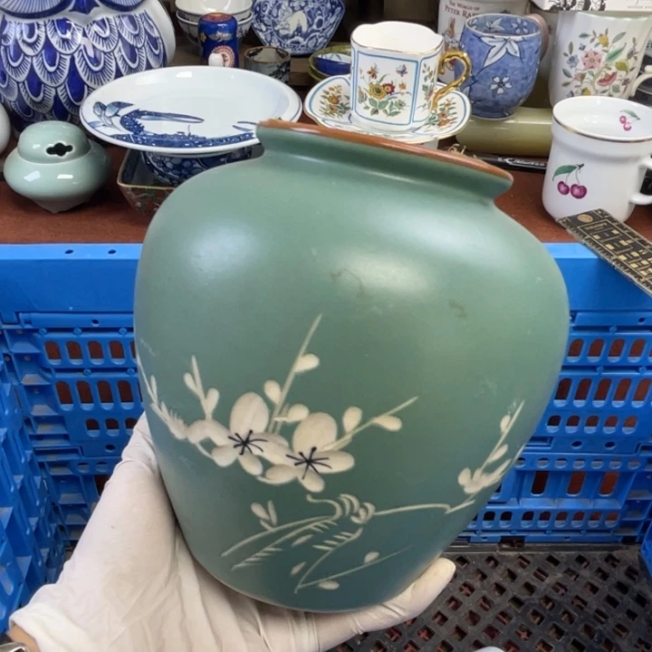 他家瓷器真美…开播了