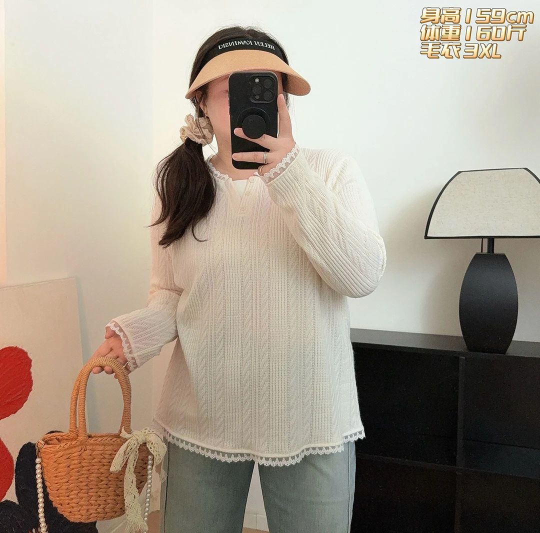 福福大码女装 秋季正肩袖蕾丝花边毛衣外套 宽松显瘦打底针织衫