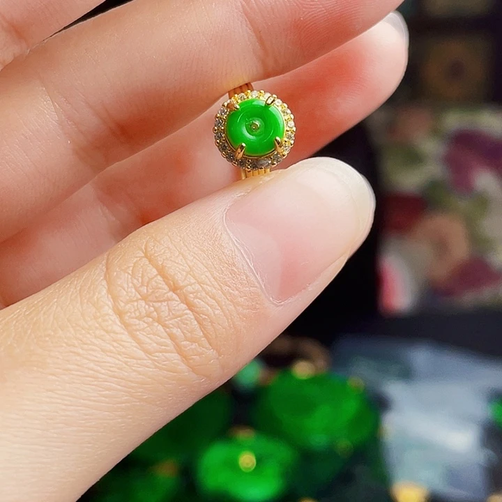 翡翠银S925镶嵌颈饰多样性