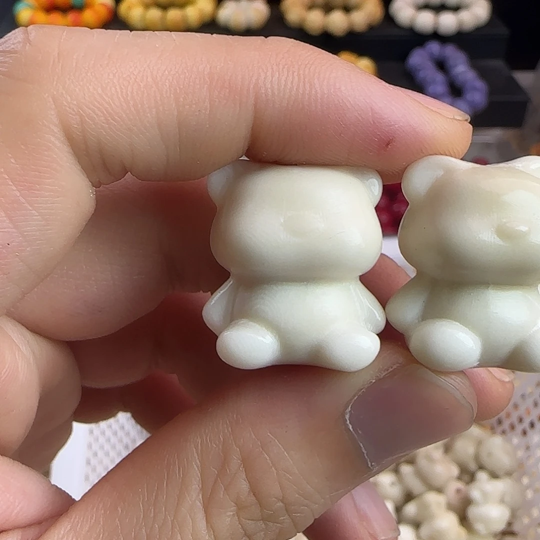菩提根/象牙果手串微瑕疵白色胖熊6颗