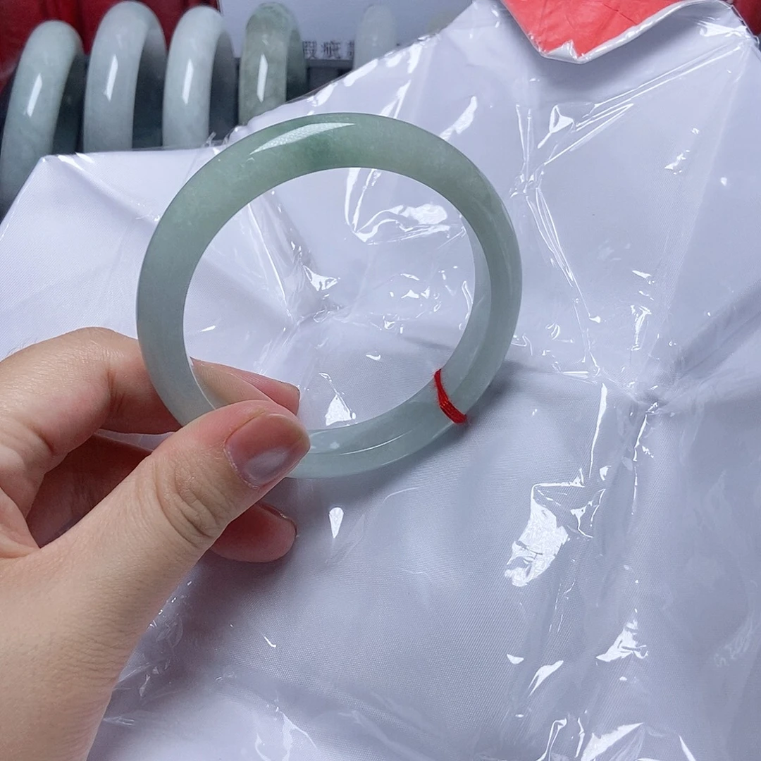 翡翠未镶嵌手镯59.3圈11