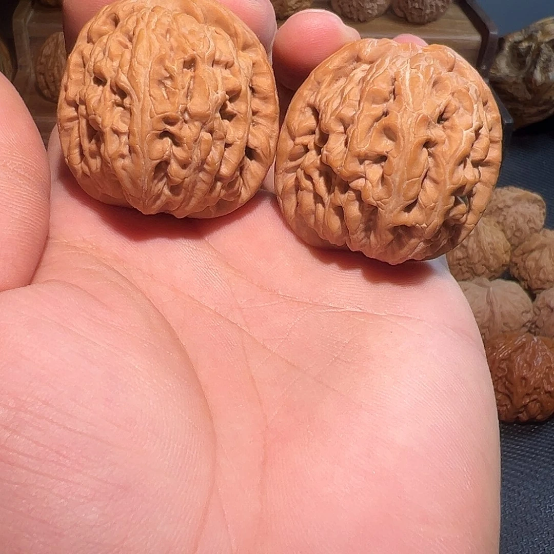 把件文玩核桃40尺红锦鲤