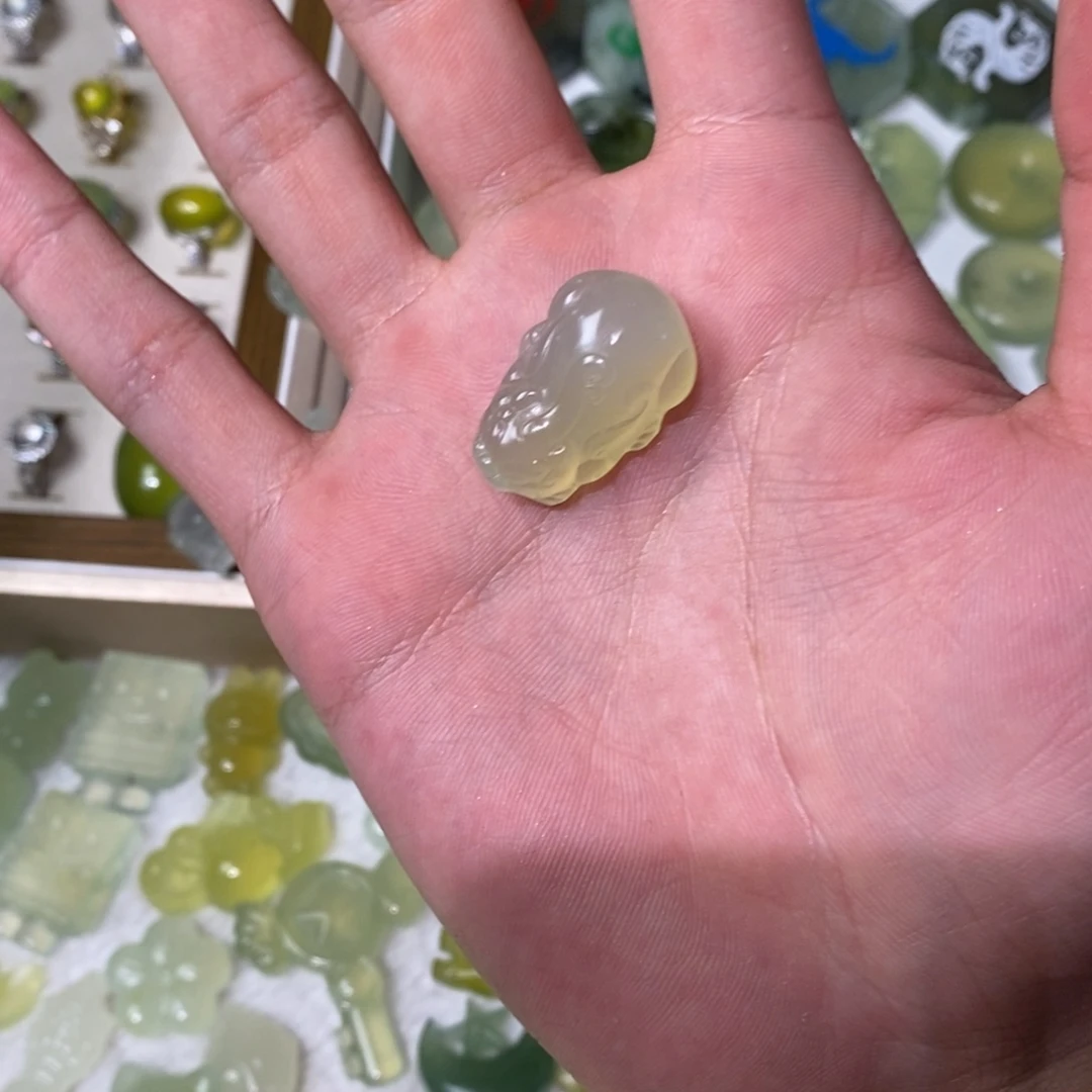岫玉未镶嵌吊坠(不含链)两单包邮