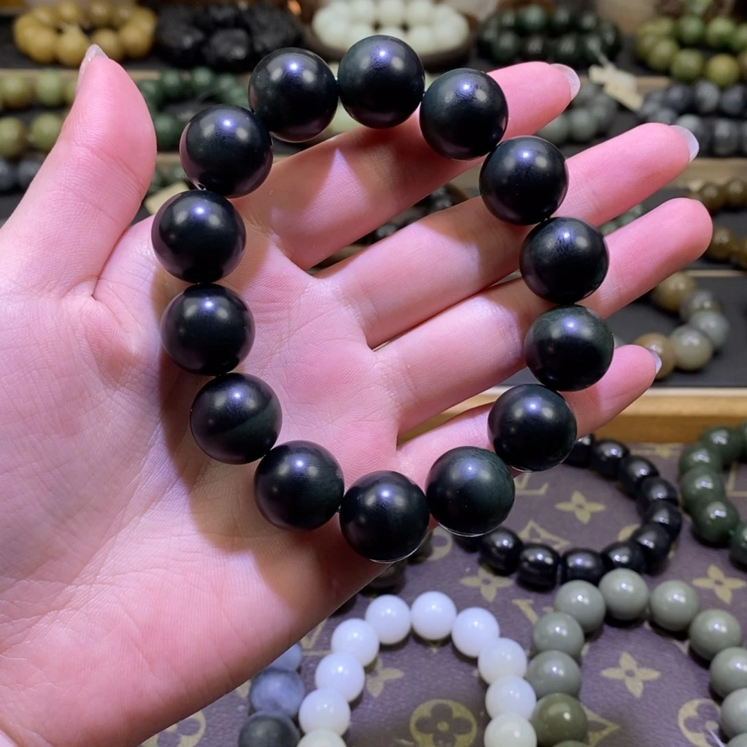 和田玉手串未镶嵌