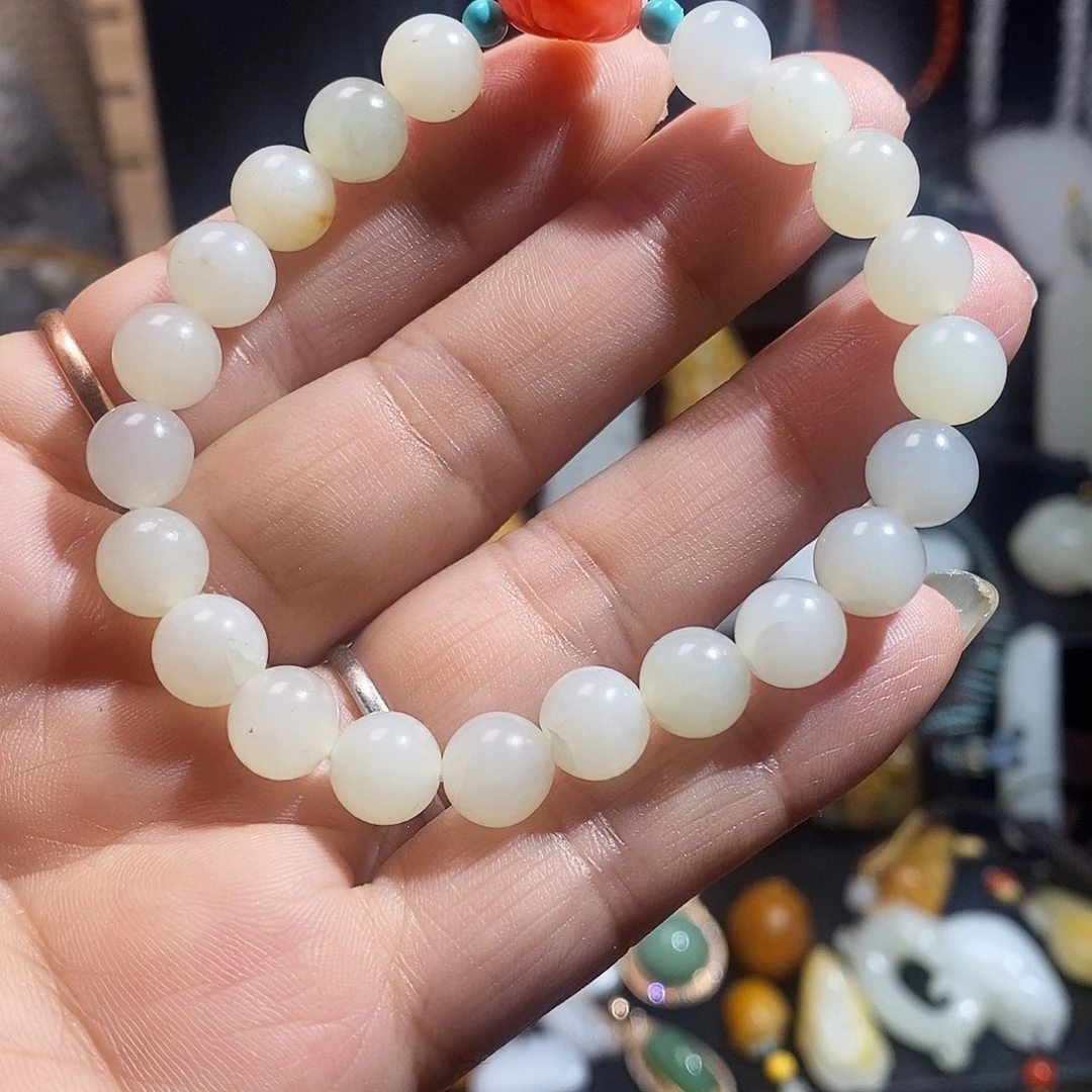 和田玉（糖玉）未镶嵌把件大**愚