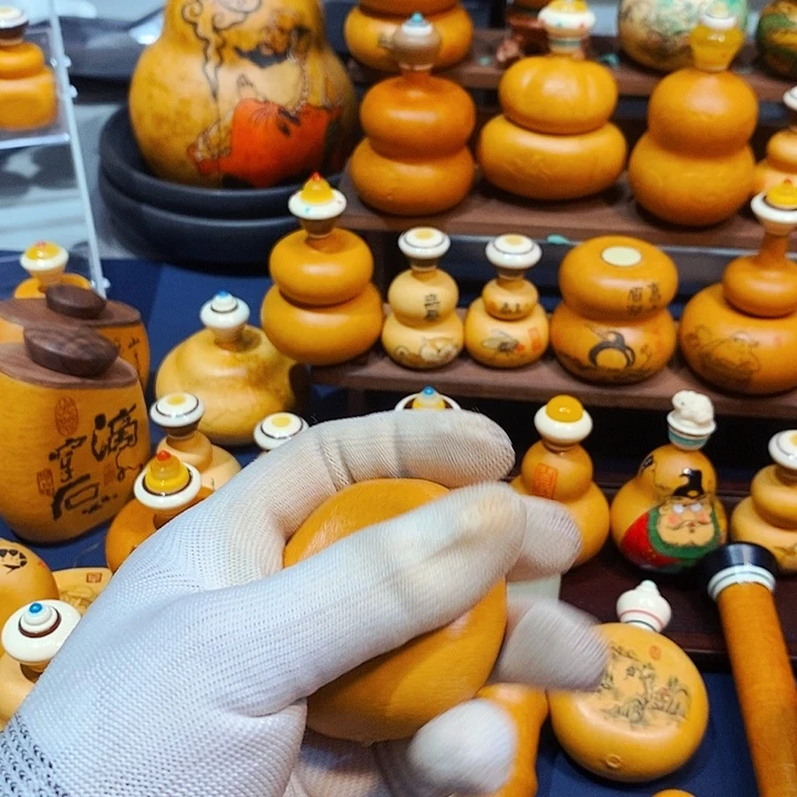 ***葫芦咕噜咕噜葫芦